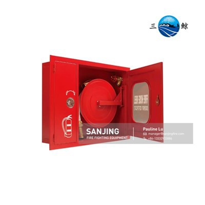 Brunaslönguskápur með slökkvitæki